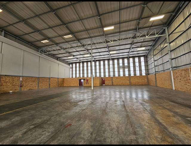 1,166M² WAREHOUSE TO LET IN LINBRO PARK